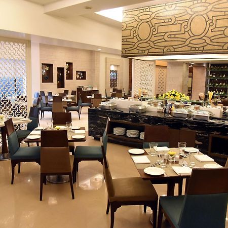 Radisson Hotel Varanasi Esterno foto