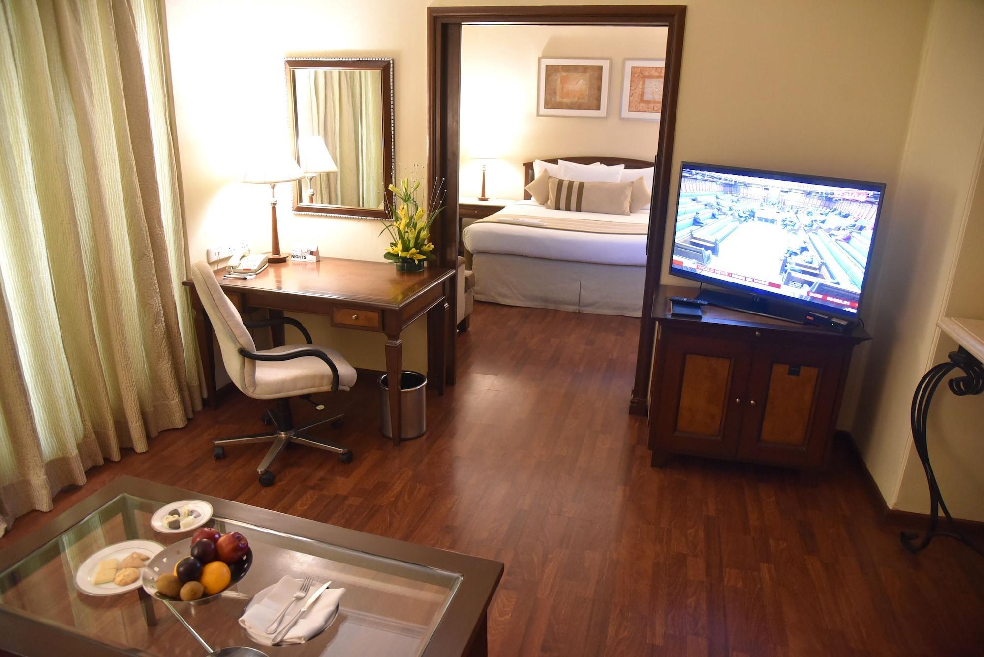 Radisson Hotel Varanasi Esterno foto
